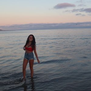 Meet your Posher, Rose